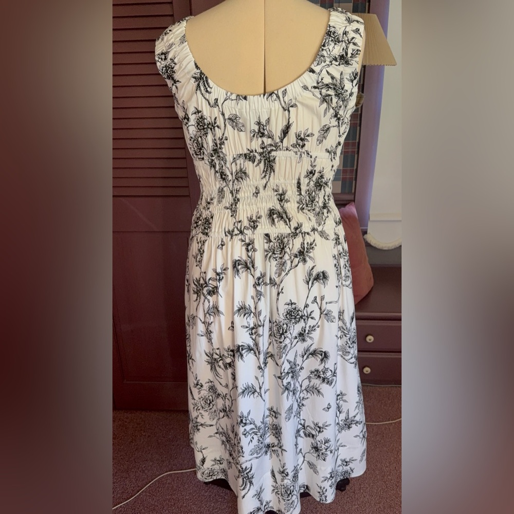 White House Black Market Black and White Floral Midi Dress